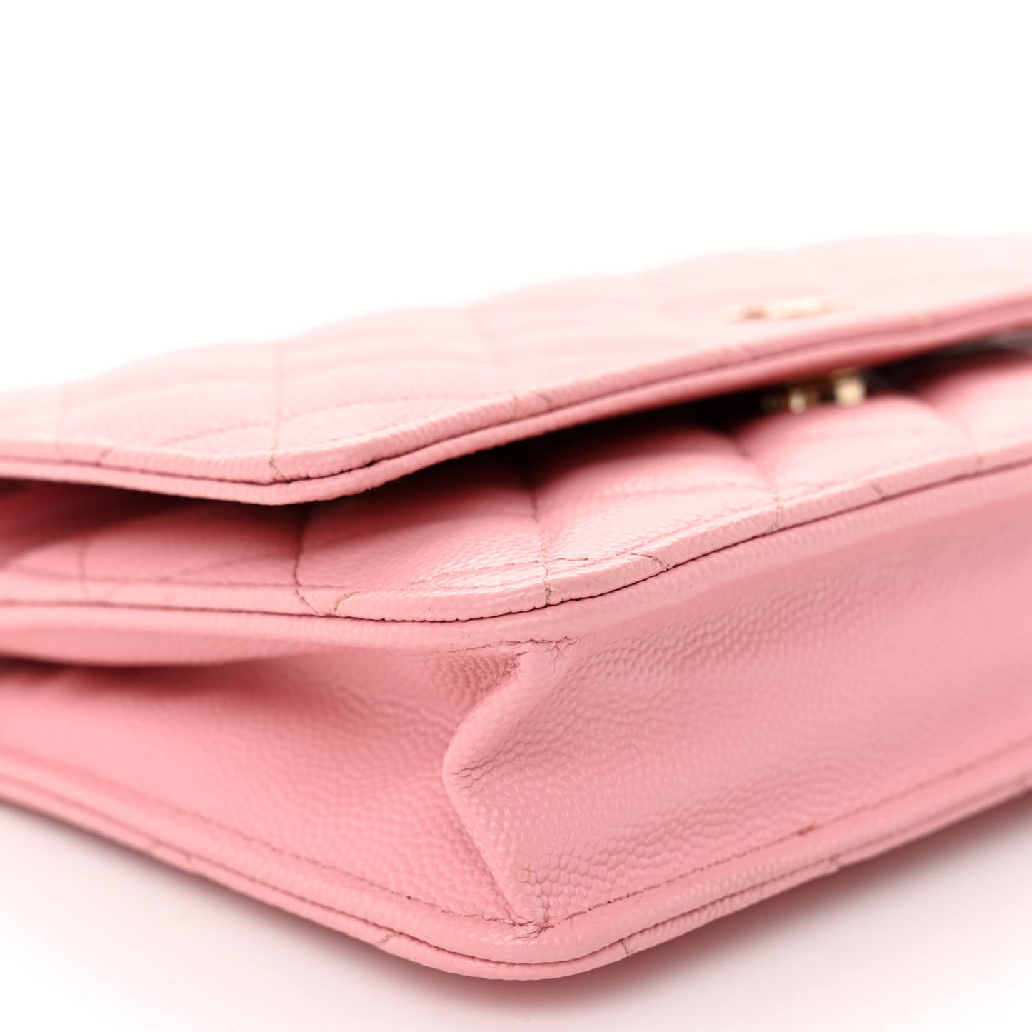 Caviar Quilted Wallet on Chain WOC Light Pink