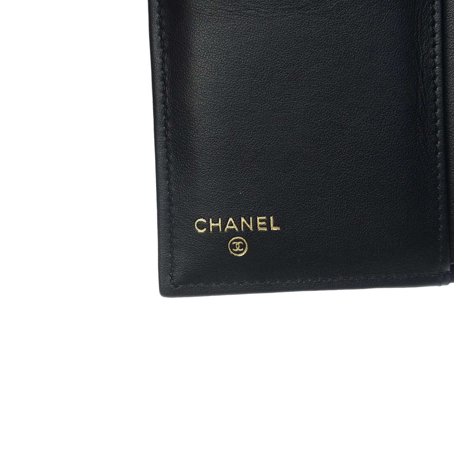 Caviar Quilted Medium Boy Flap Wallet Black