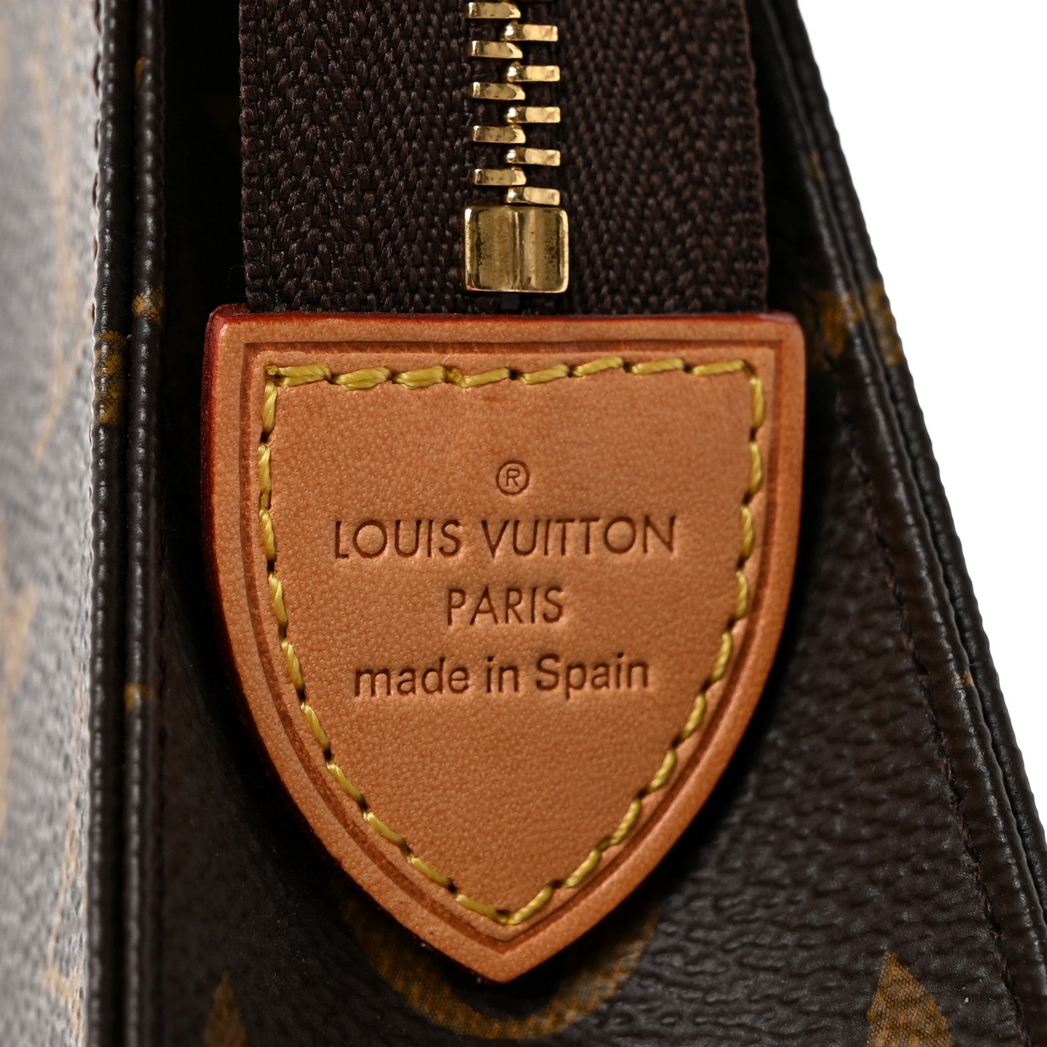 Louis Vuitton Monogram Toiletry Pouch 19 6 of 7