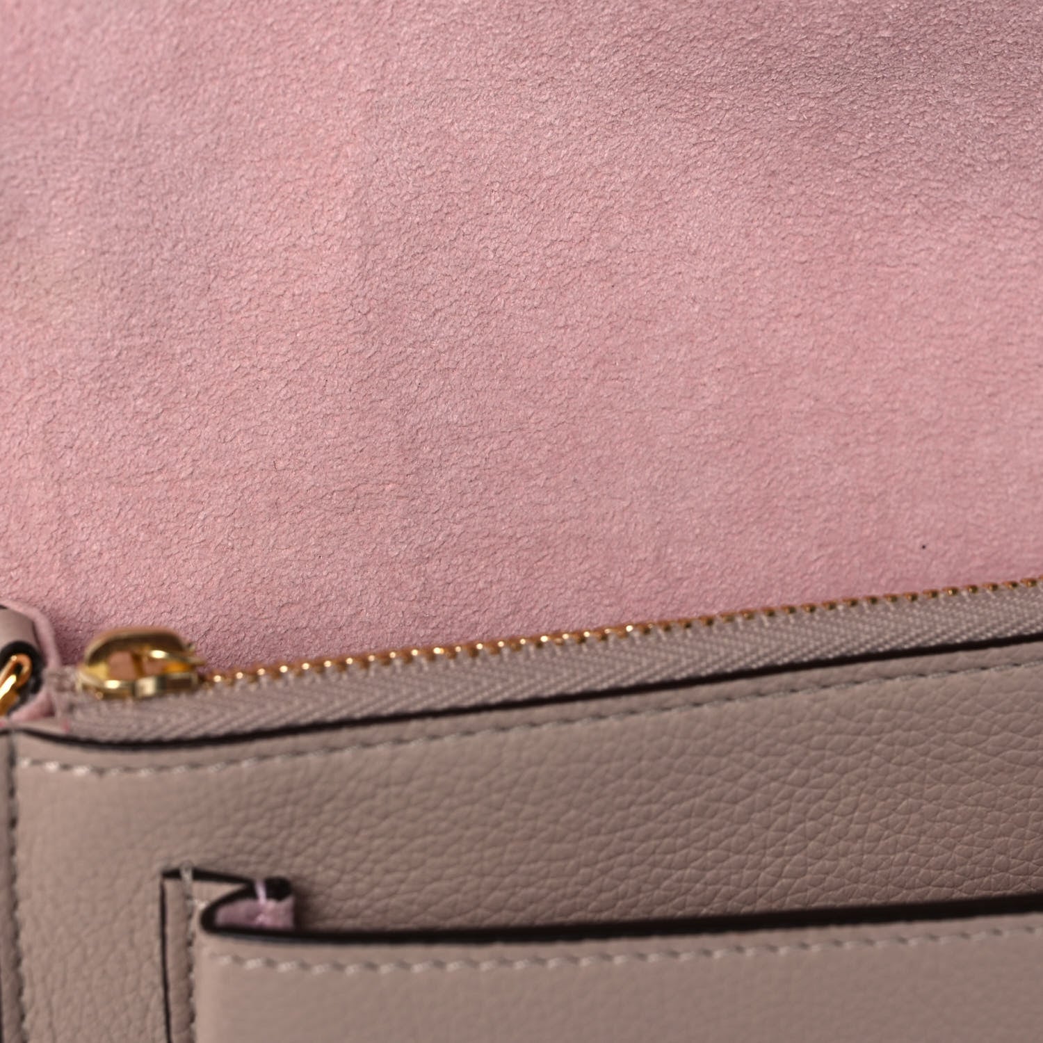 Louis Vuitton Soft Calfskin My Lockme Chain Pochette Greige 9 of 12