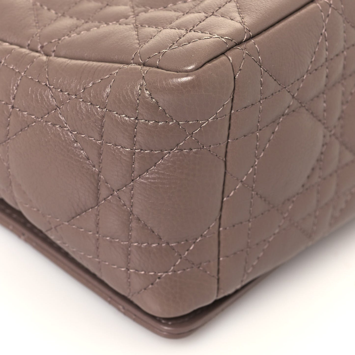 Lambskin Cannage Medium Caro Bag Warm Taupe