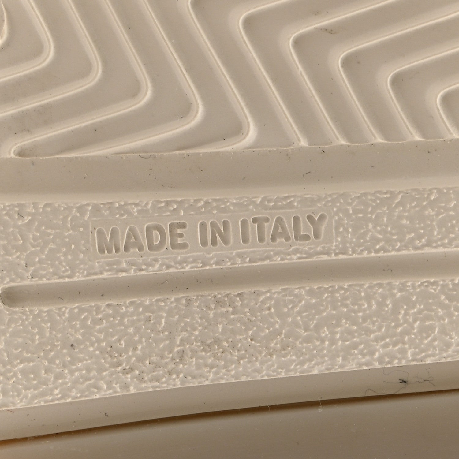 Fendi Fabric Calfskin Rubber Transparent Mens Fendi Flow Low Top Sneakers 12 Beige Tartufo 7 of 11