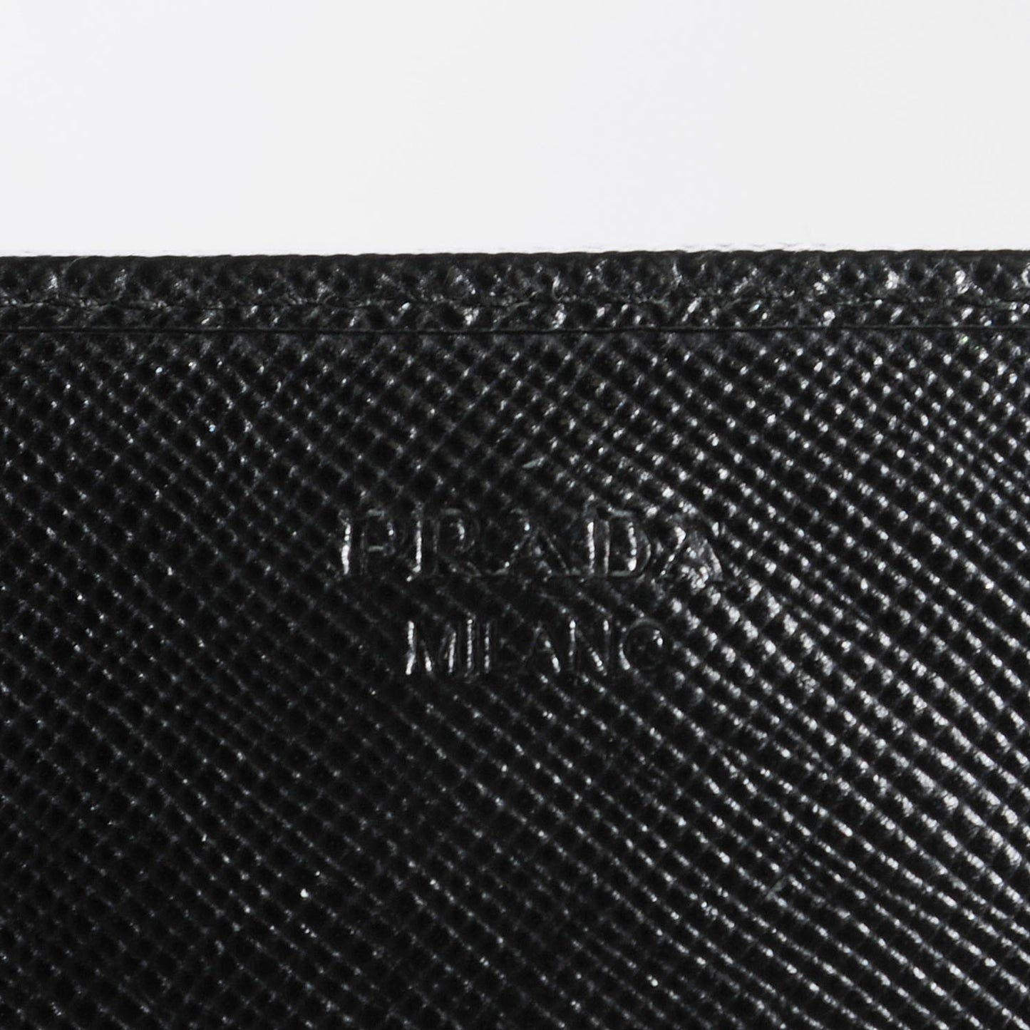 Saffiano Metal Oro Chain Wallet Nero Black