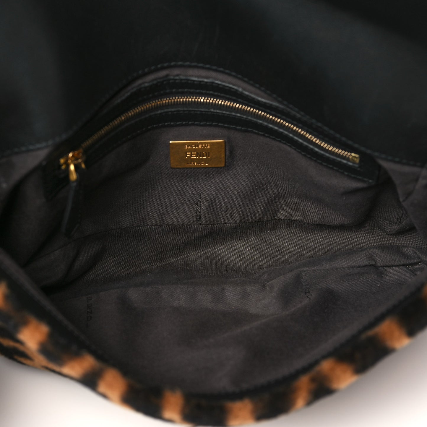 Shearling Vitello Dolce Macro FF 1974 Baguette Tobacco Black