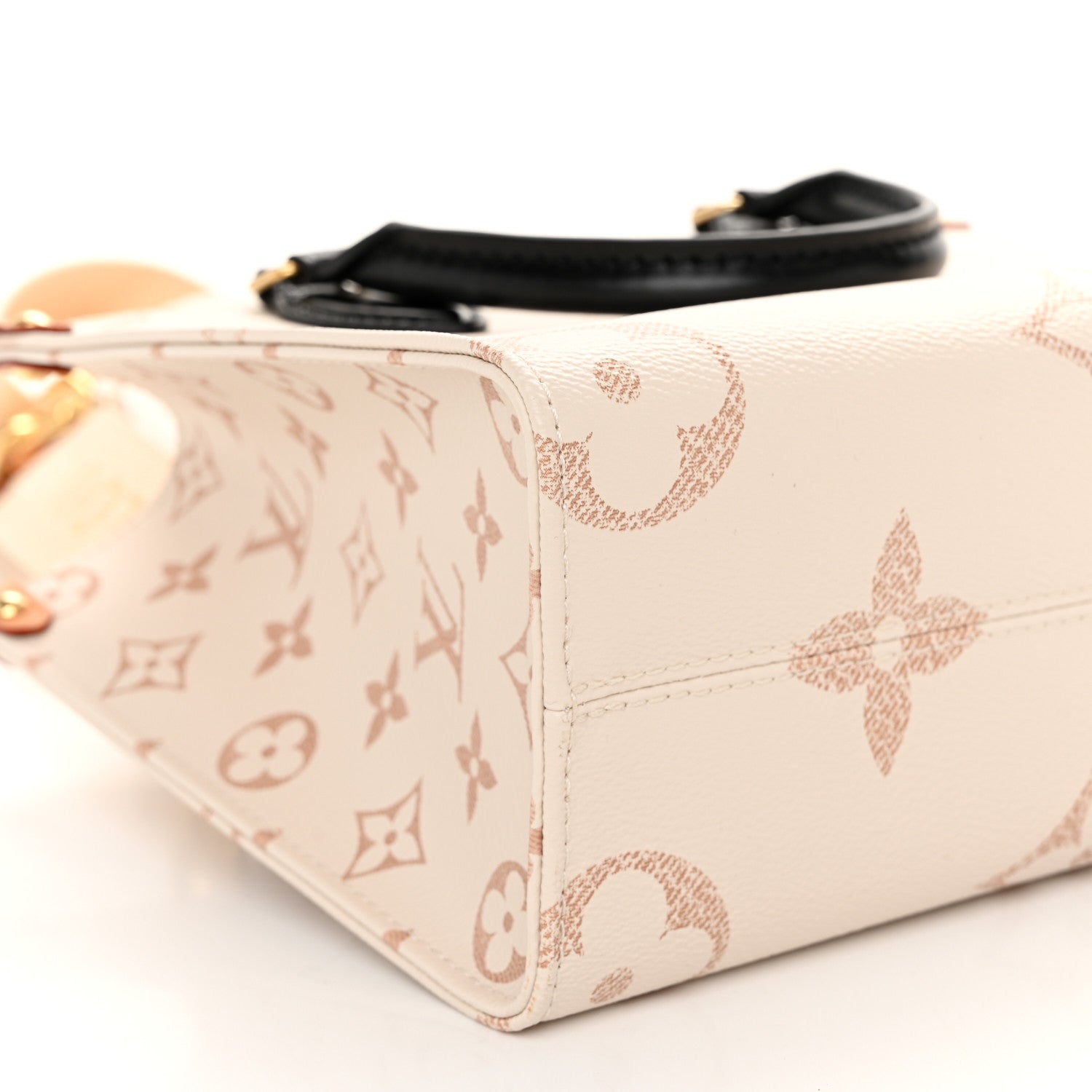 Louis Vuitton Monogram Dune Giant Onthego PM 8 of 9