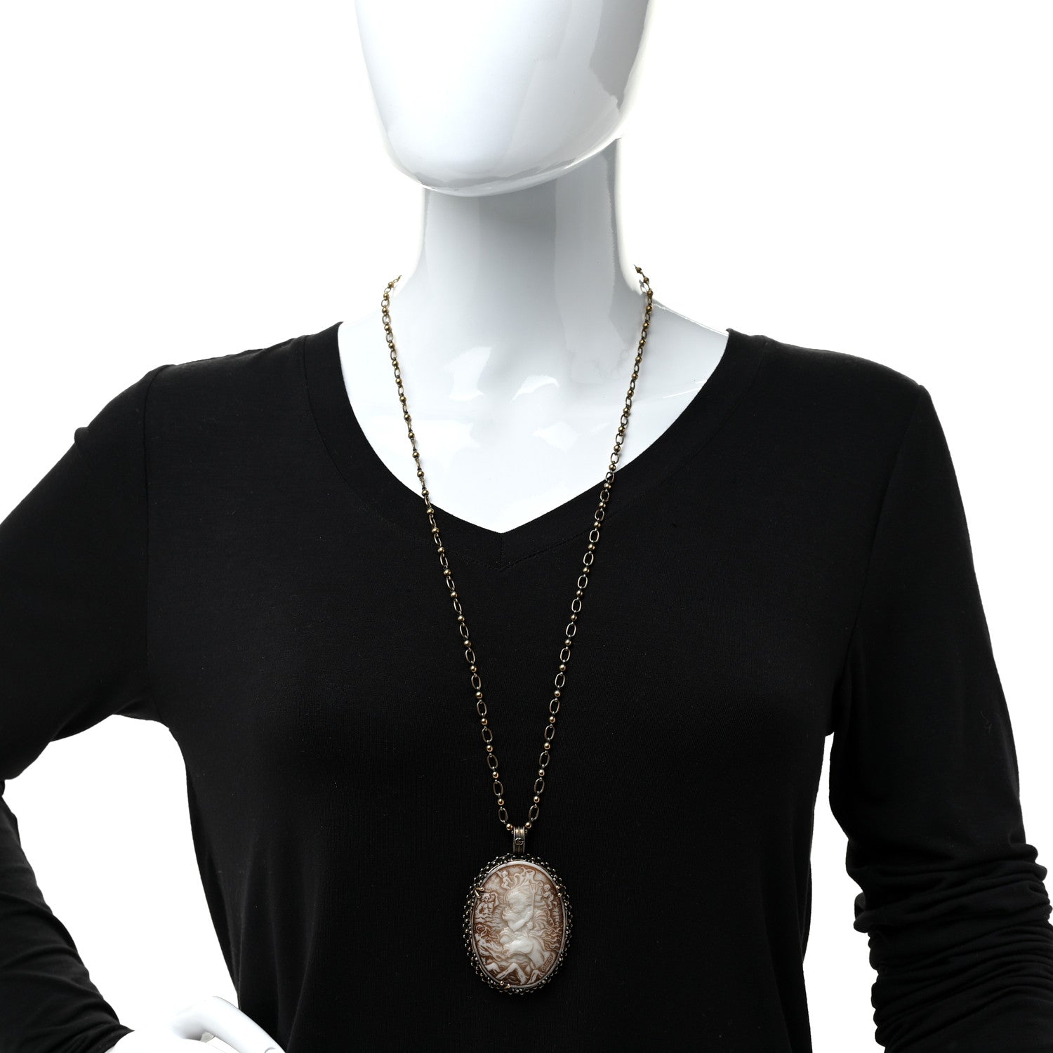 Gucci Metal Cameo Pendant Necklace Aged Gold 2 of 7