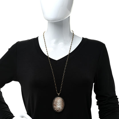 Gucci Metal Cameo Pendant Necklace Aged Gold 2 of 7