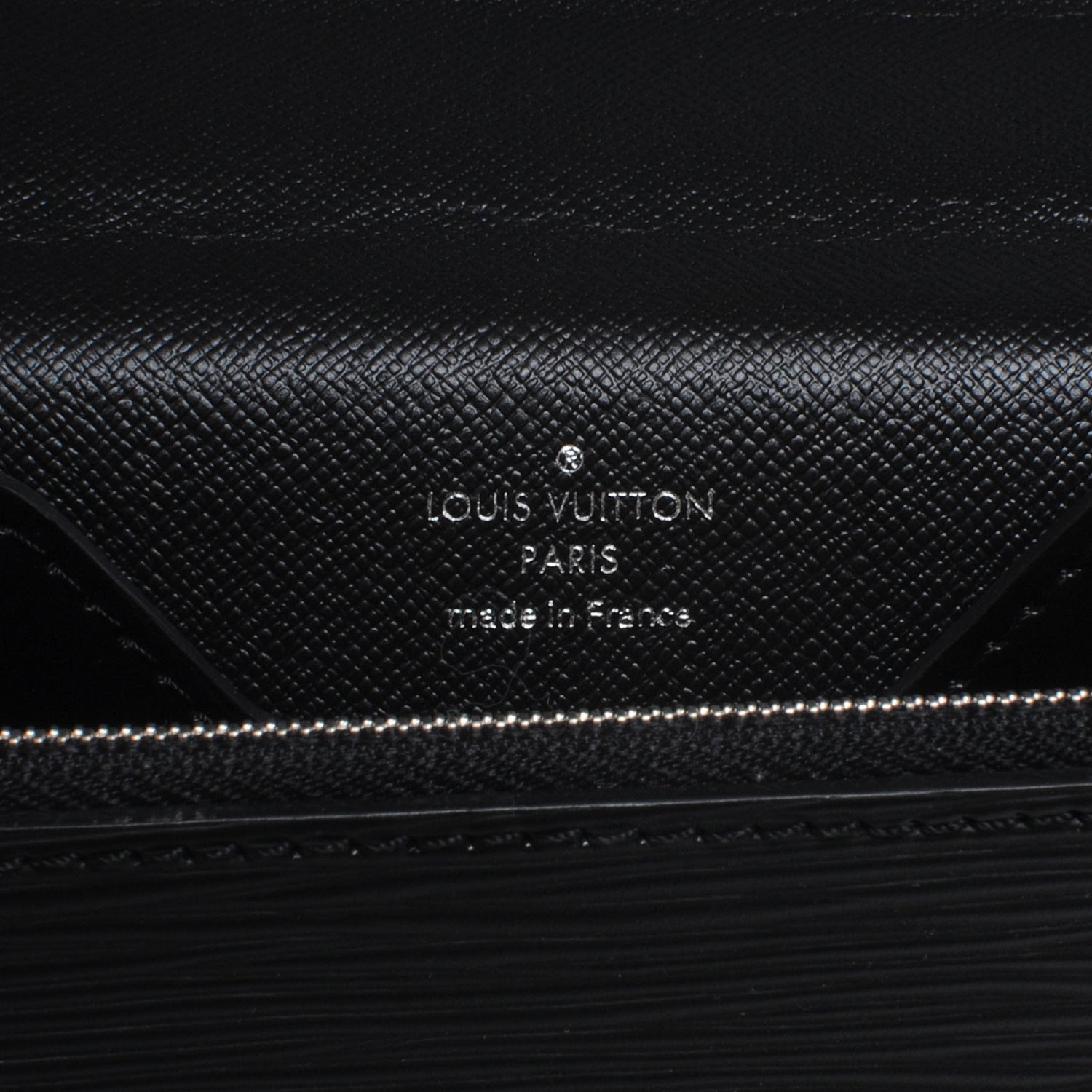 Louis Vuitton Epi Robusto 1 Compartment Briefcase Black 5 of 7