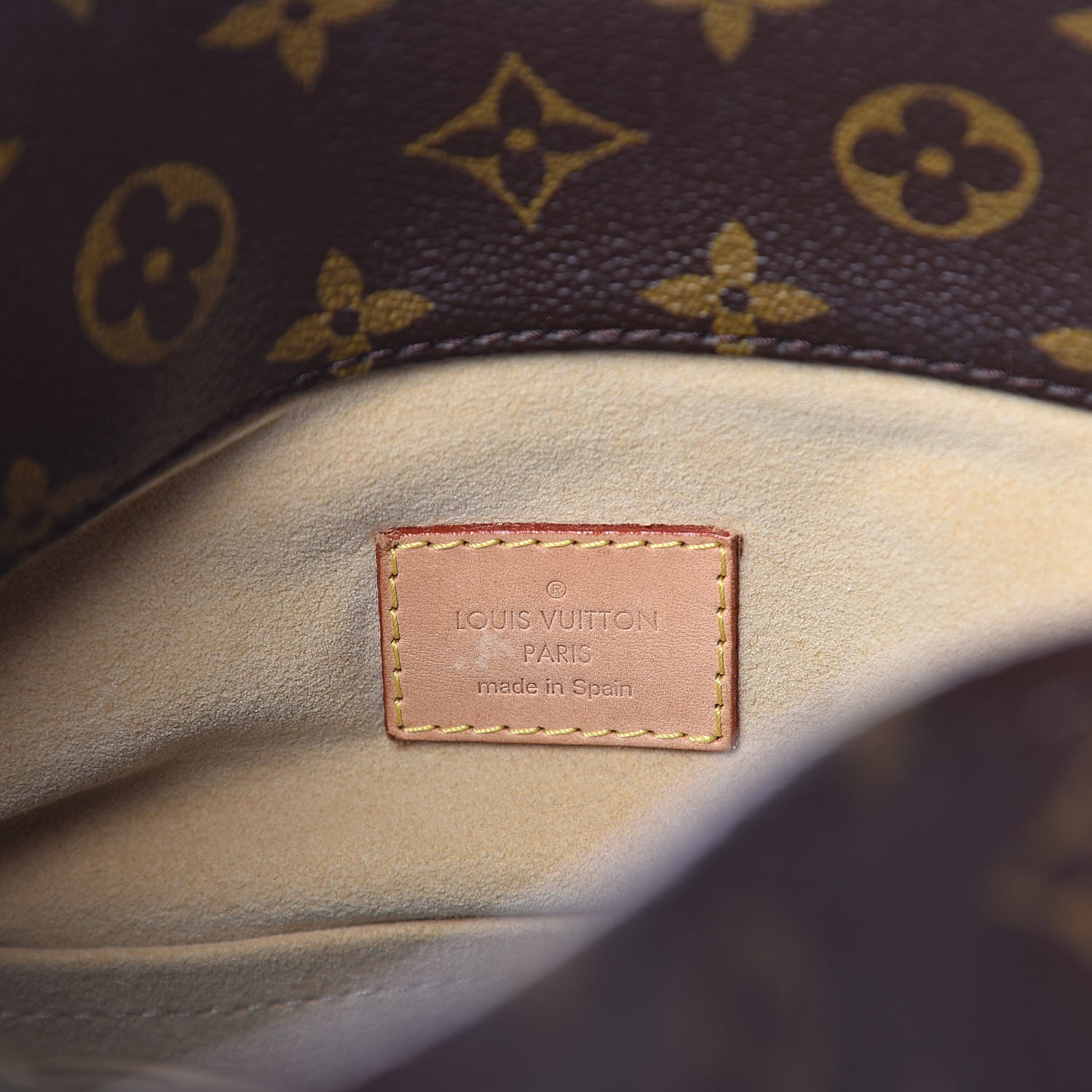 Louis Vuitton Monogram Artsy MM 6 of 9