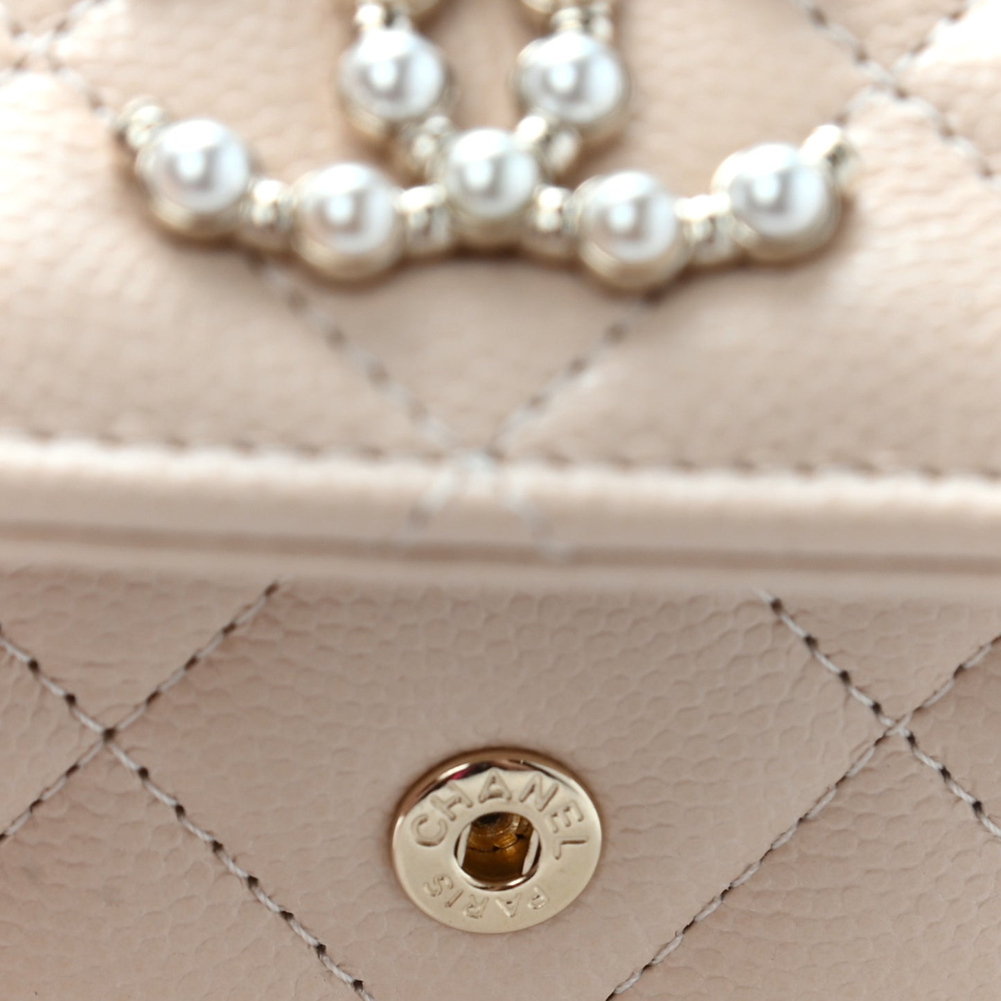 Caviar Pearl Quilted Coco Candy Wallet Beige