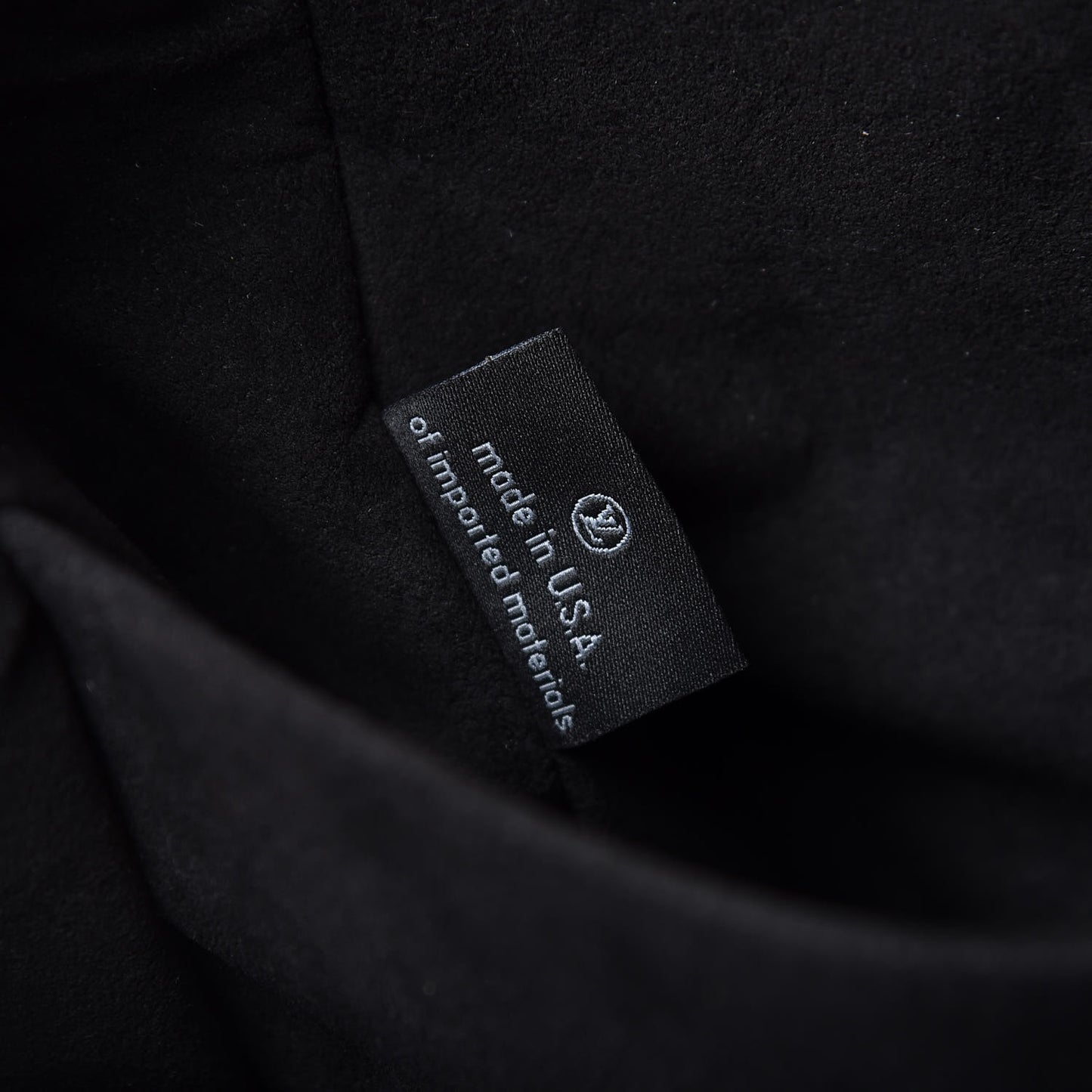 Reverse Monogram Pochette Metis