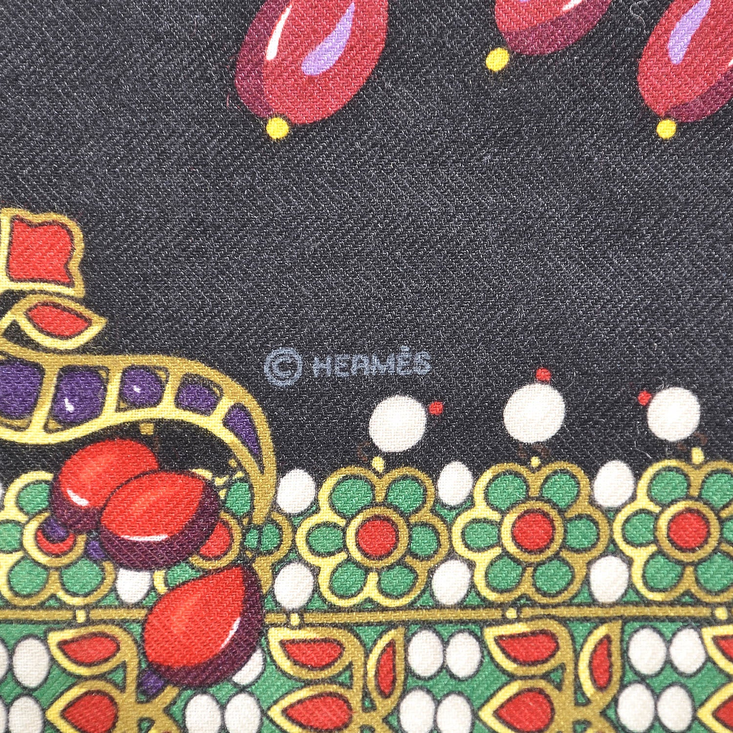 Hermes Cashmere Silk Parures Des Maharajas Shawl 140 Noir Vert Rouge 3 of 7