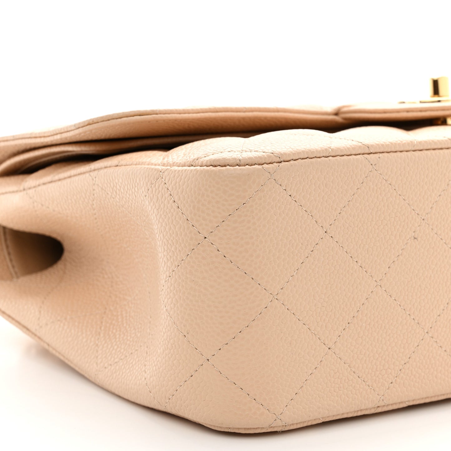 Caviar Quilted Jumbo Double Flap Beige Clair