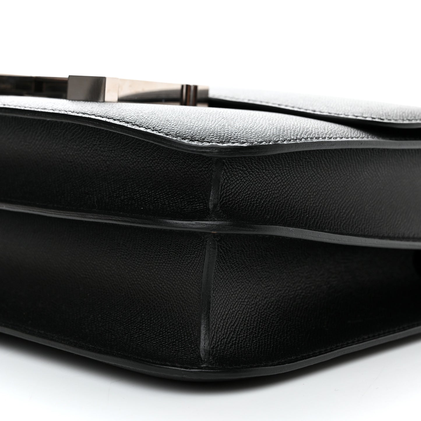 Madame Calfskin Lizard Constance 24 Black Ombre
