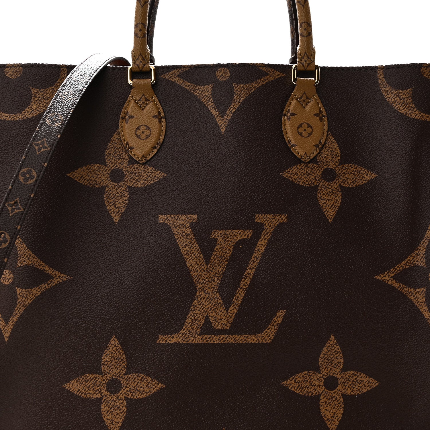 Louis Vuitton Reverse Monogram Giant Onthego Voyage 7 of 9