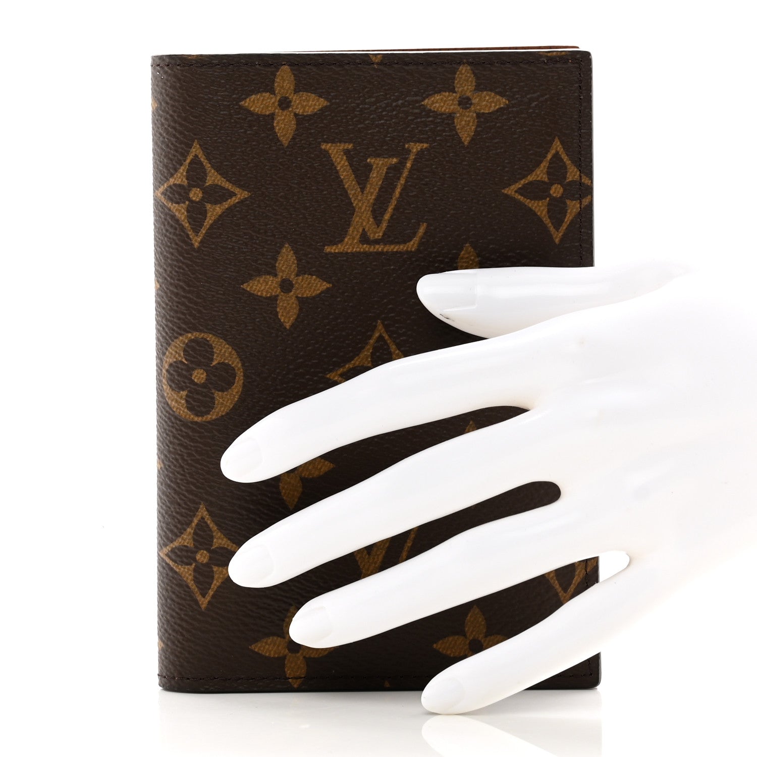 Louis Vuitton Monogram Passport Cover 2 of 7