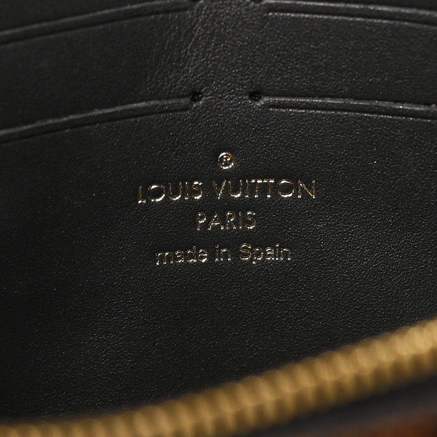 Damier Ebene Vavin Chain Wallet Black