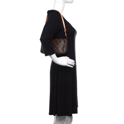 Louis Vuitton Monogram Pochette Accessories NM 2 of 9