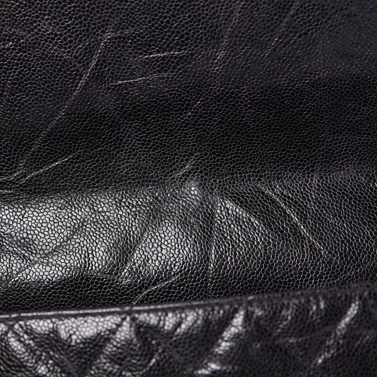 Crumpled Grained Calfskin Jumbo CC Crave Flap Black