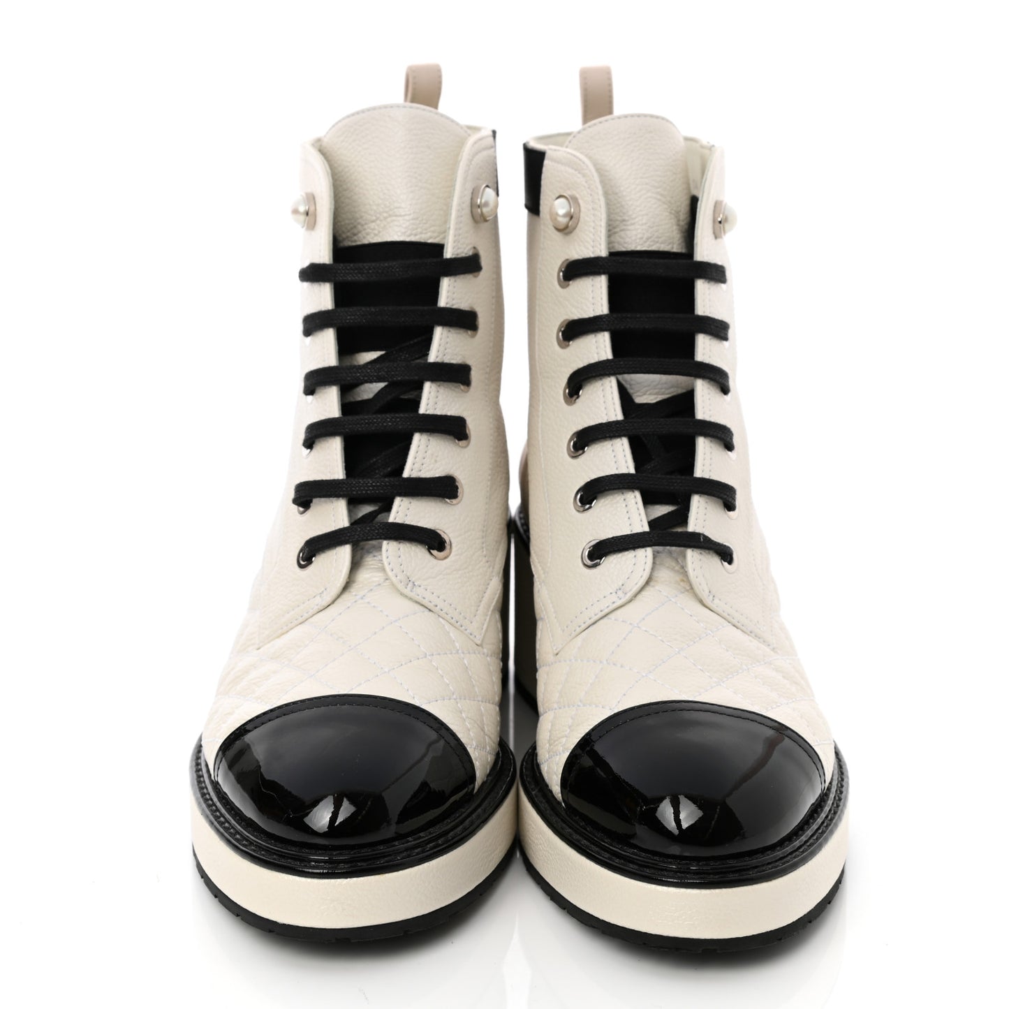 Pearly Calfskin Patent Calfskin Quilted Lace Up Boots 39 White Light Gray Black