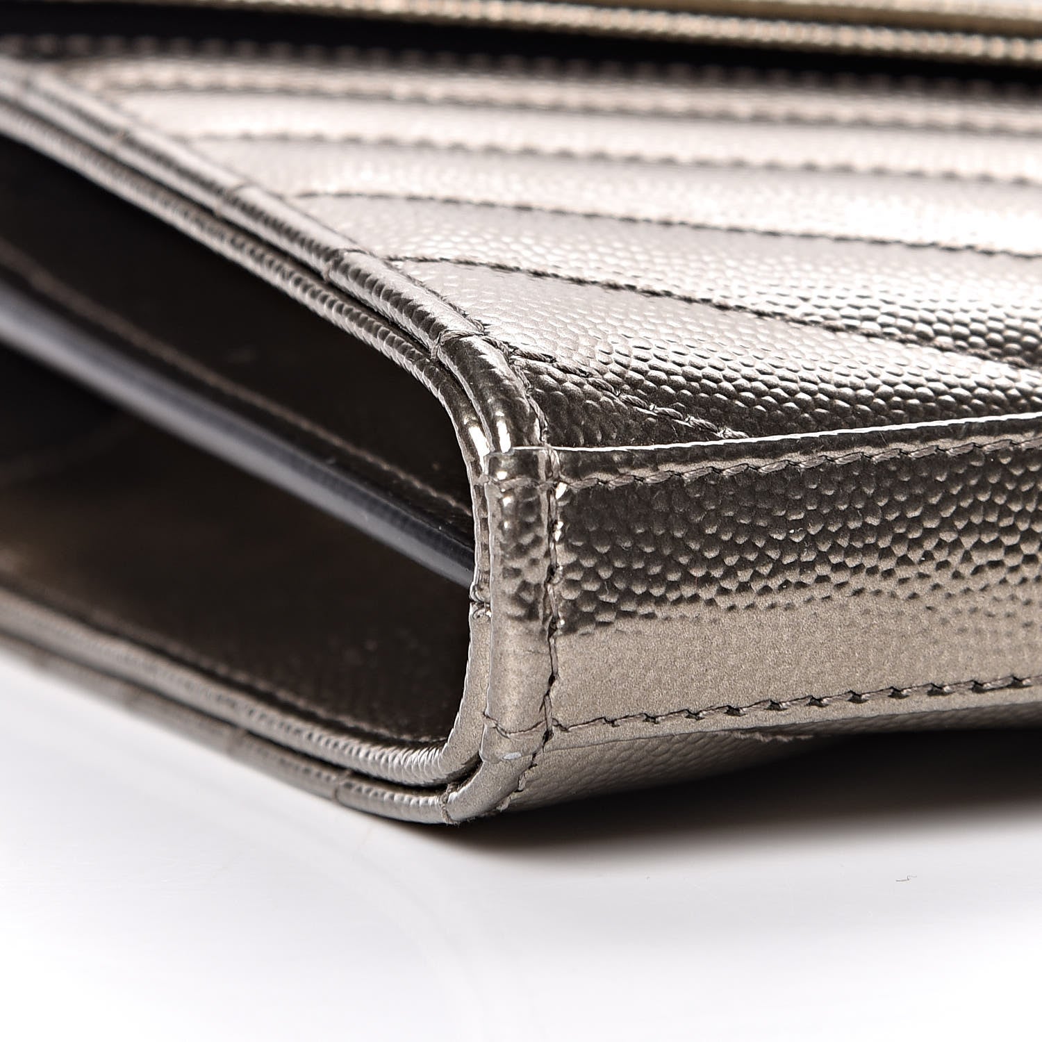 Saint Laurent Iridescent Grain De Poudre Matelasse Chevron Monogram Chain Wallet Gold 8 of 9
