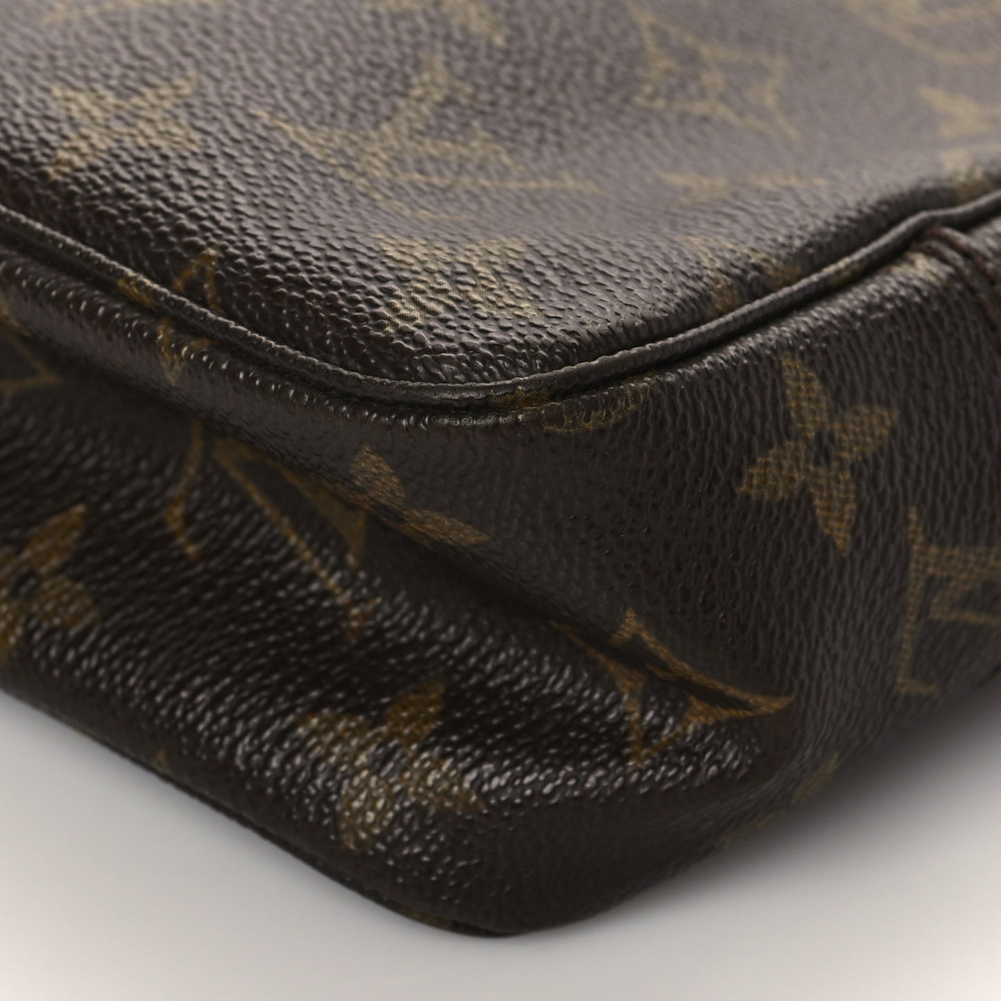 Monogram Trousse Toilette 23
