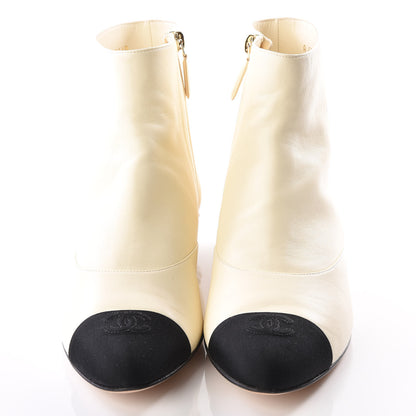 Chanel Lambskin Grosgrain Pearl Cap Toe Short Boots 40 Ivory Black 3 of 9