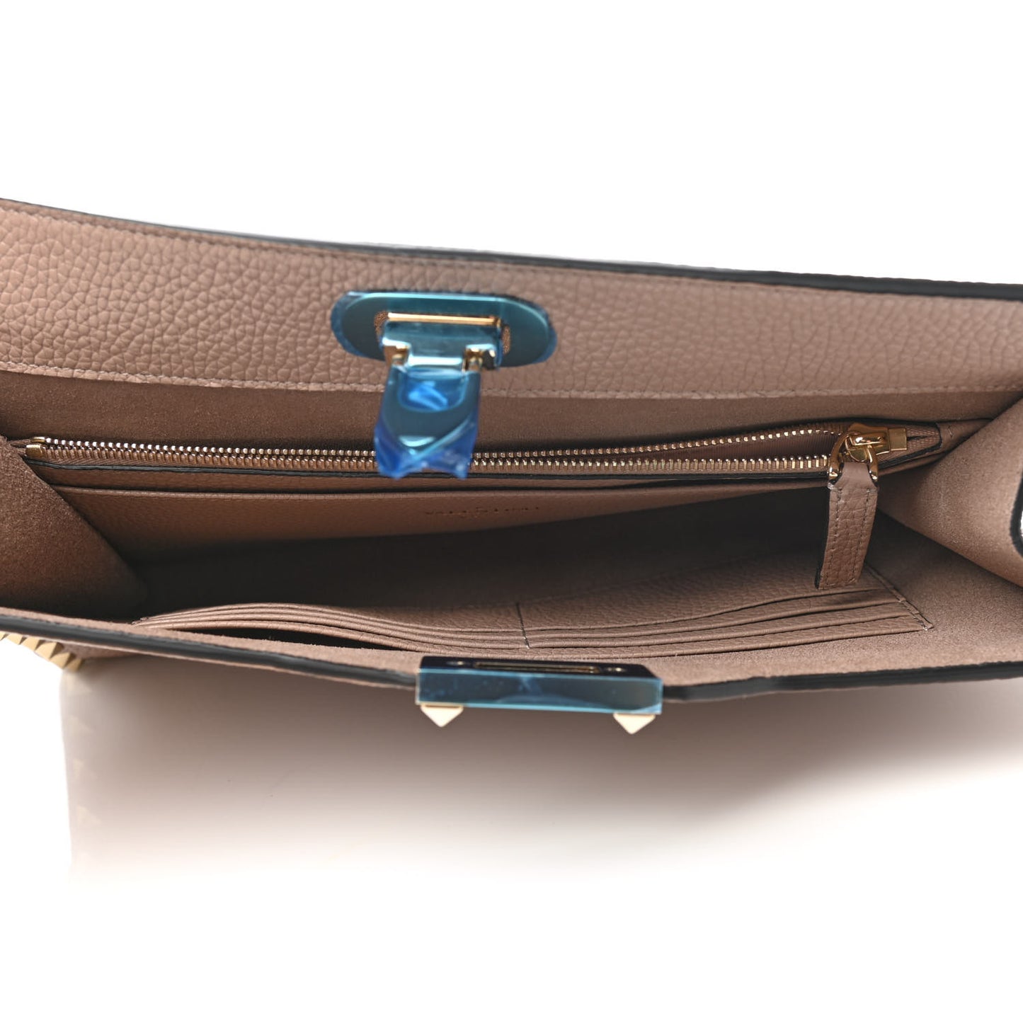 Vitello Rockstud Clutch Poudre