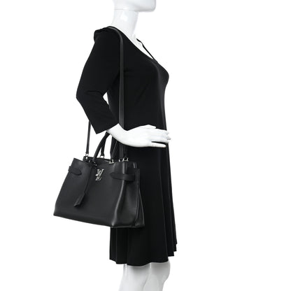 Louis Vuitton LOUIS VUITTON Calfskin Lockme Day Black 2 of 11