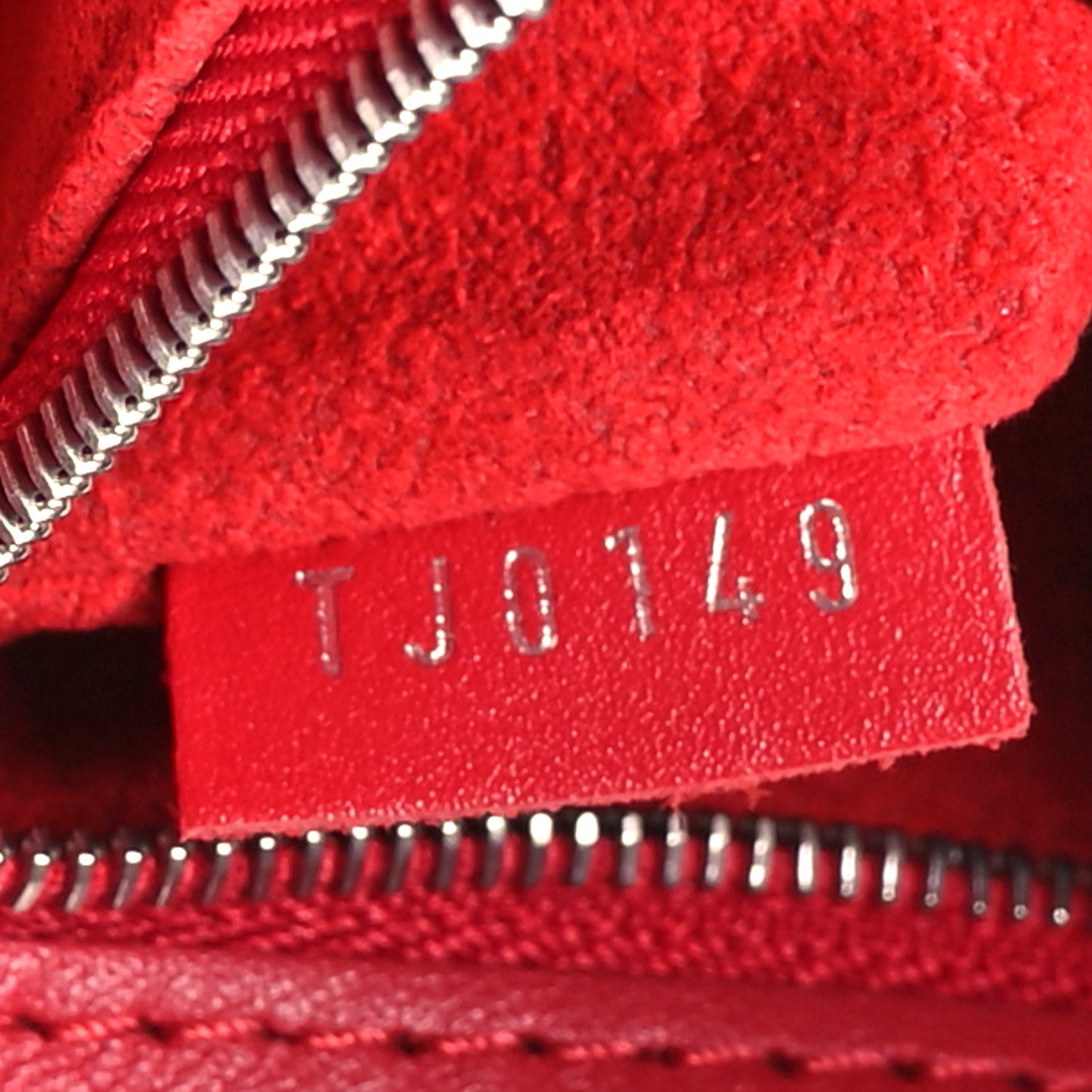 Calfskin New Wave Chain Tote Ecarlate