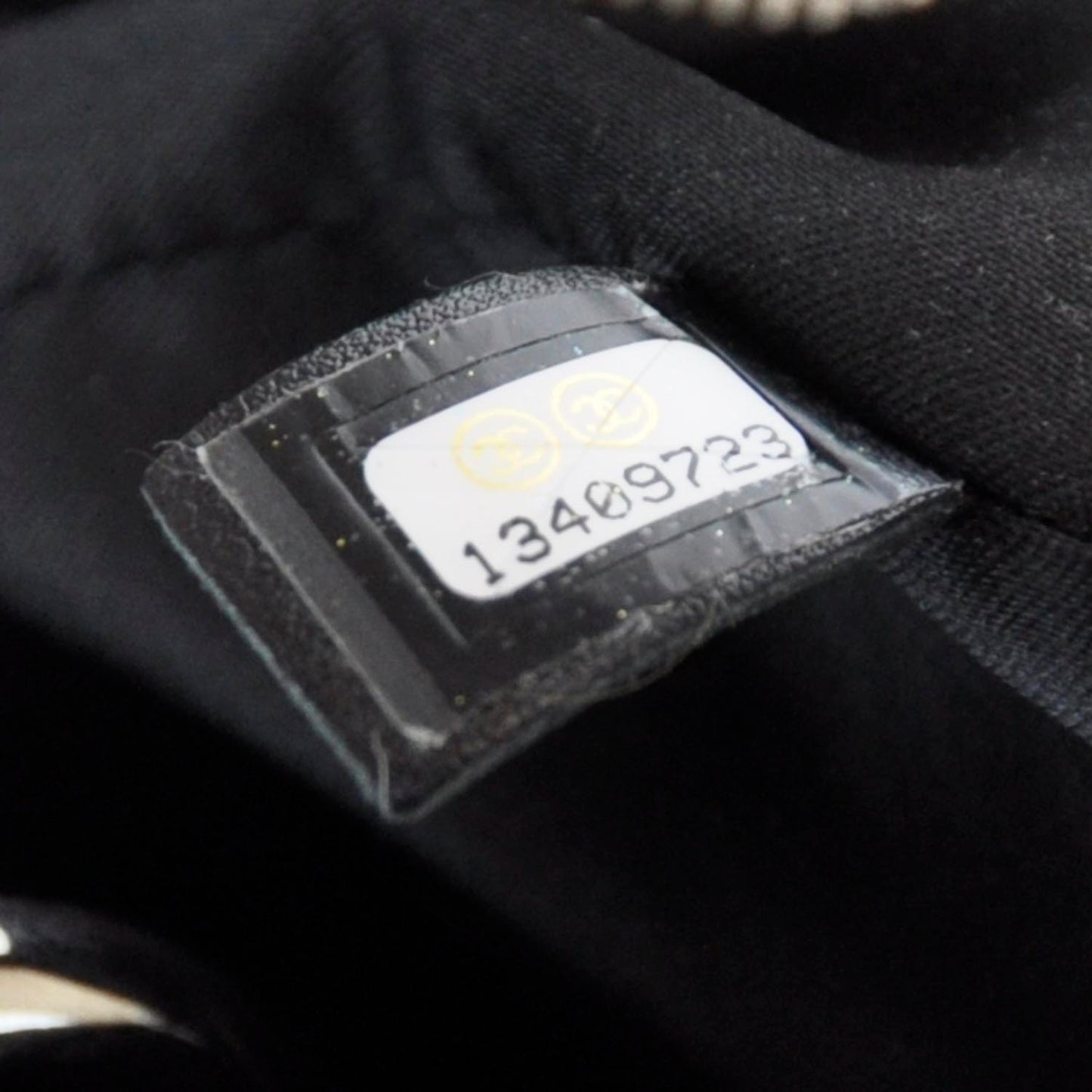 Caviar Grand Shopping Tote GST Black