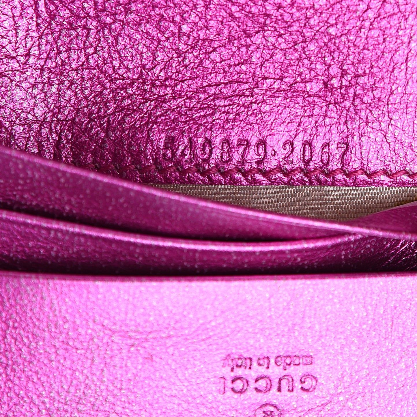 Metallic Calfskin Matelasse Crystal GG Marmont Wallet Fuchsia