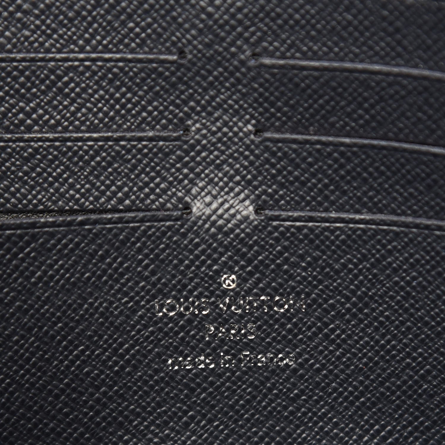 Louis Vuitton Savane Monogram Chapman Lion Pochette Voyage MM Ink 6 of 6