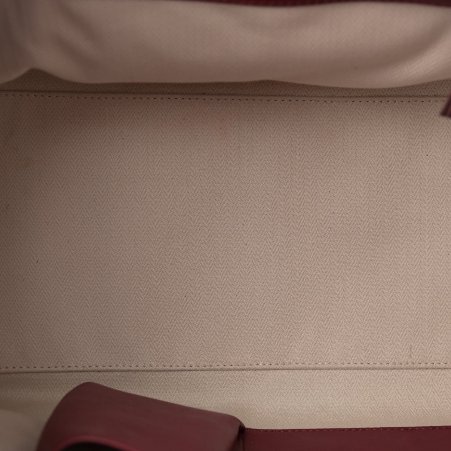 The Row Polished Saddle Calfskin Soft Margaux 15 Amaranto 5 of 15