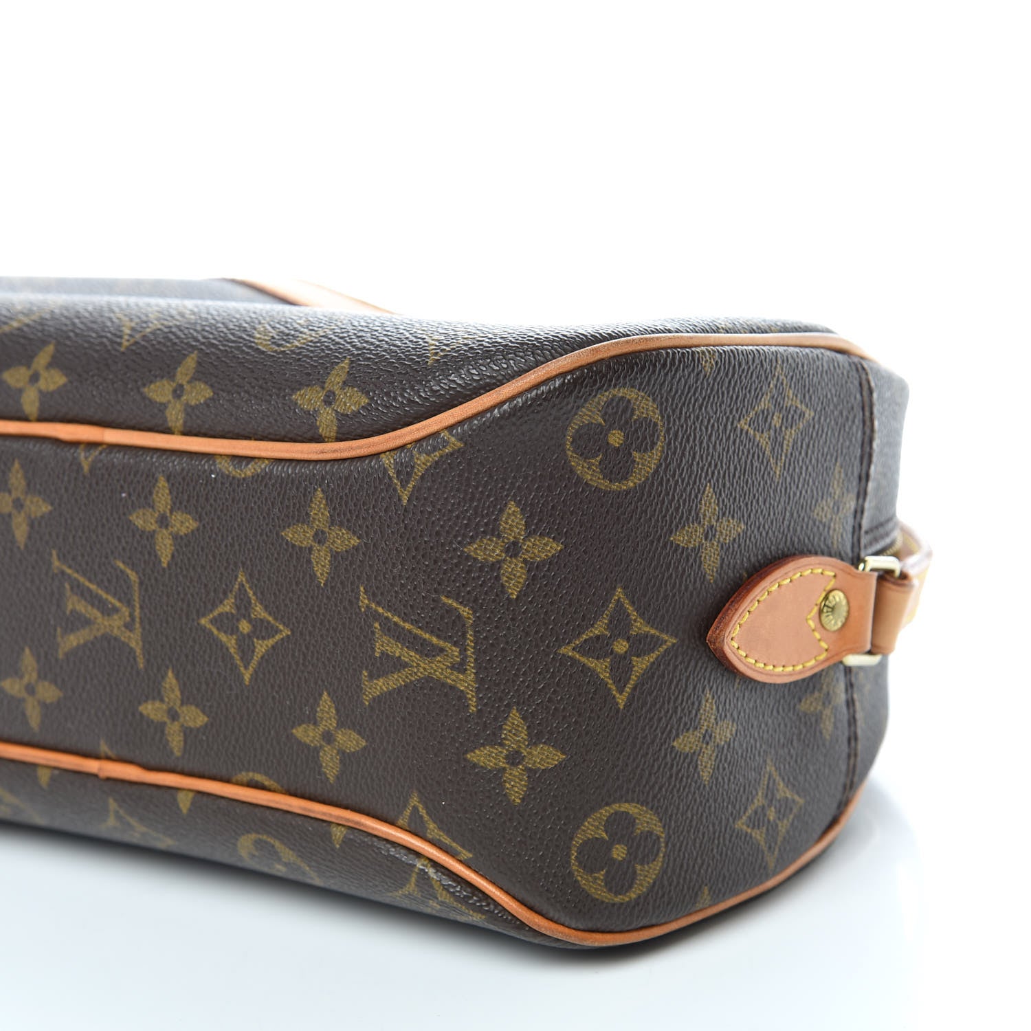 Louis Vuitton Monogram Blois 6 of 13