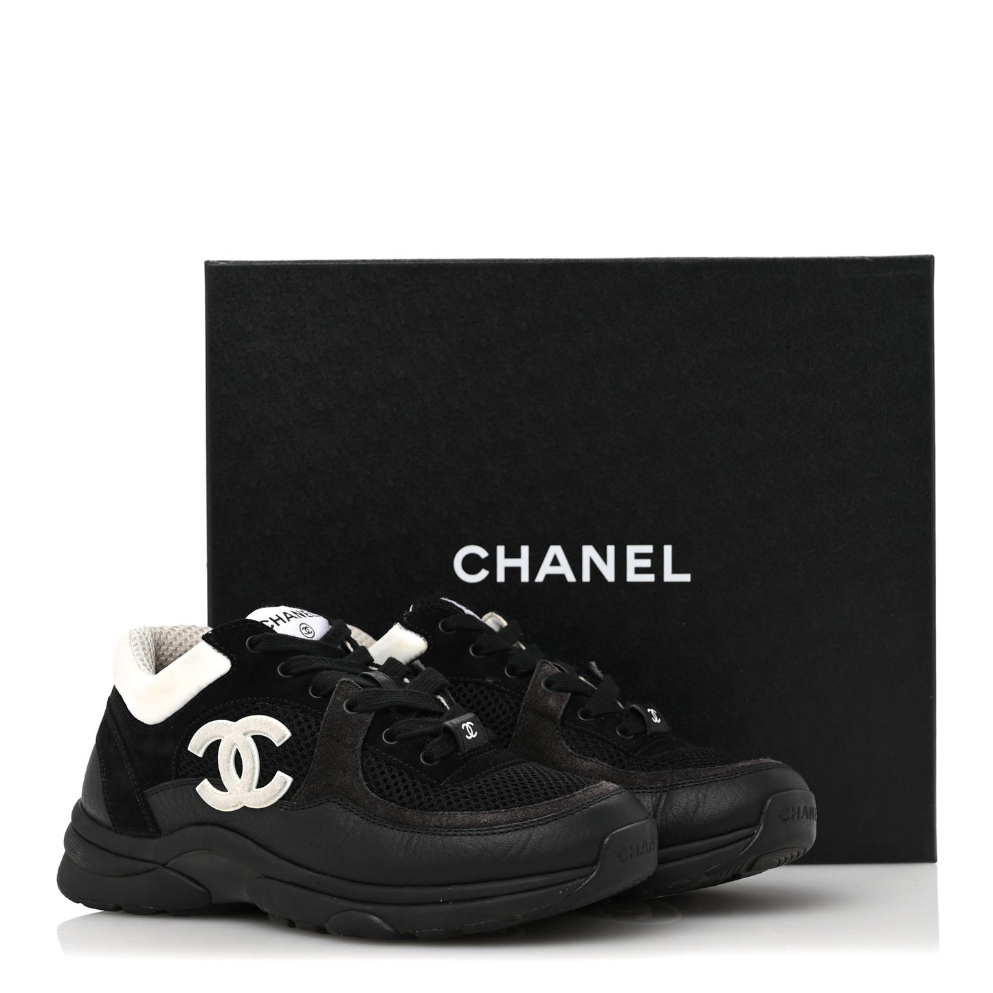 Mesh Suede Grained Calfskin Womens CC Sneakers 36 Black White