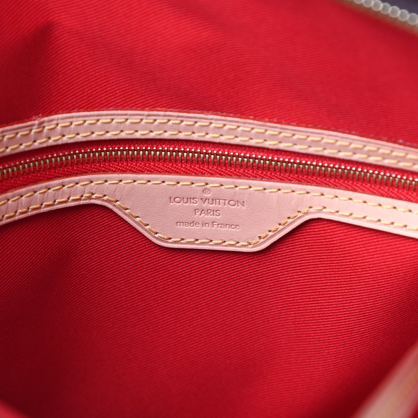Monogram Carry It