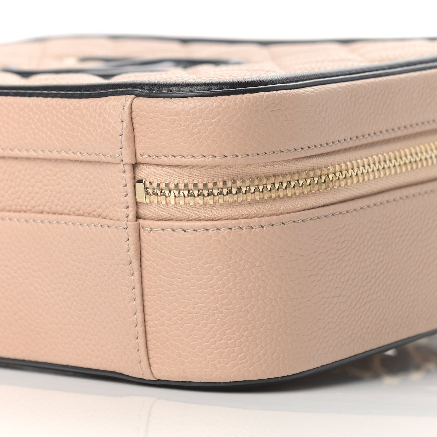 Caviar Quilted Medium CC Filigree Vanity Case Beige Black