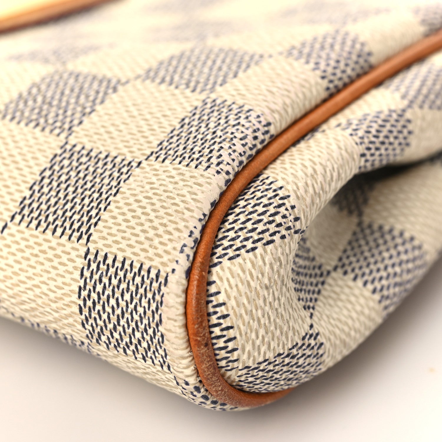 Louis Vuitton Damier Azur Eva Clutch 9 of 12