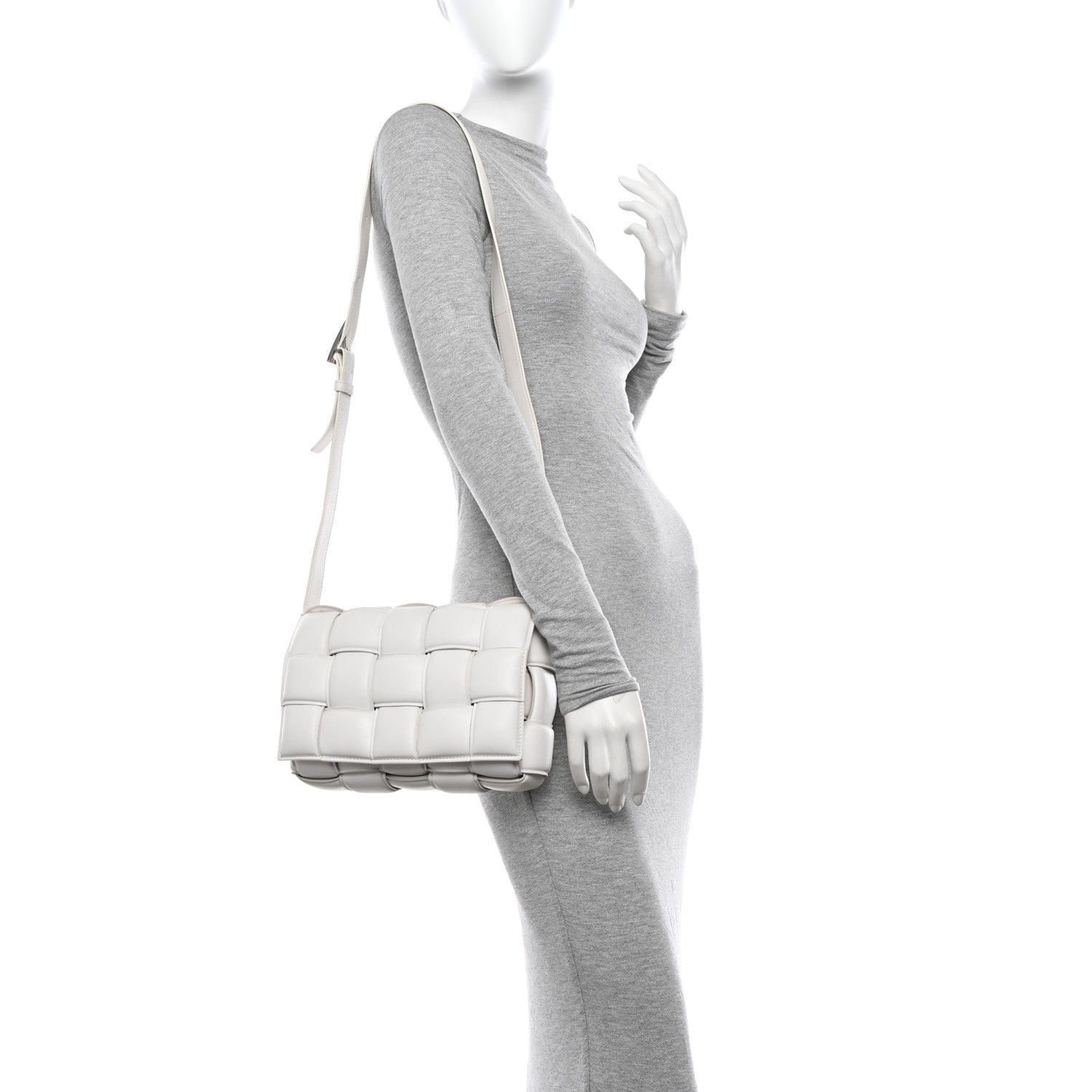 Bottega Veneta Nappa Maxi Intrecciato Padded Cassette Crossbody Bag Plaster 2 of 13
