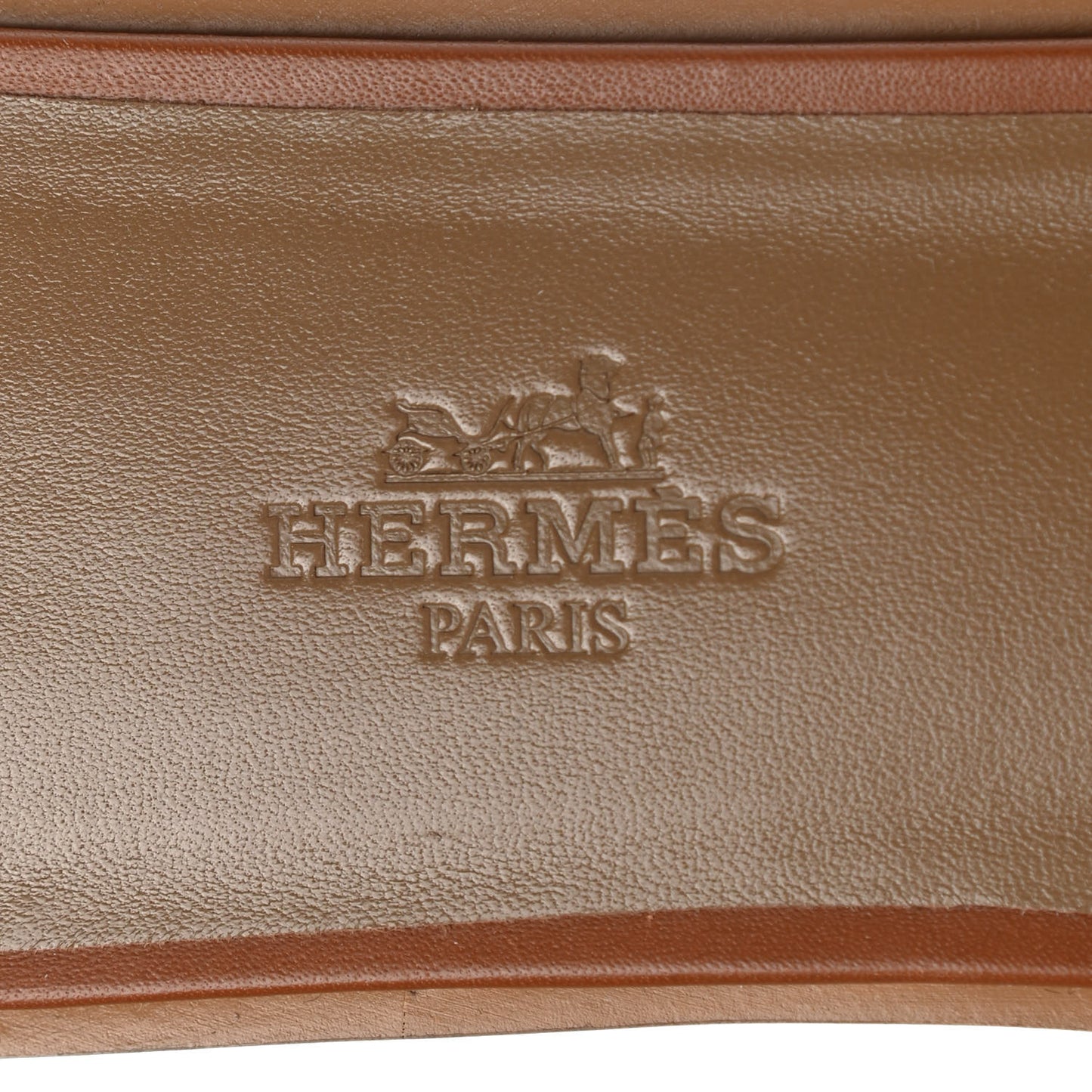 Box Calfskin Oran Sandals 39.5 Gold