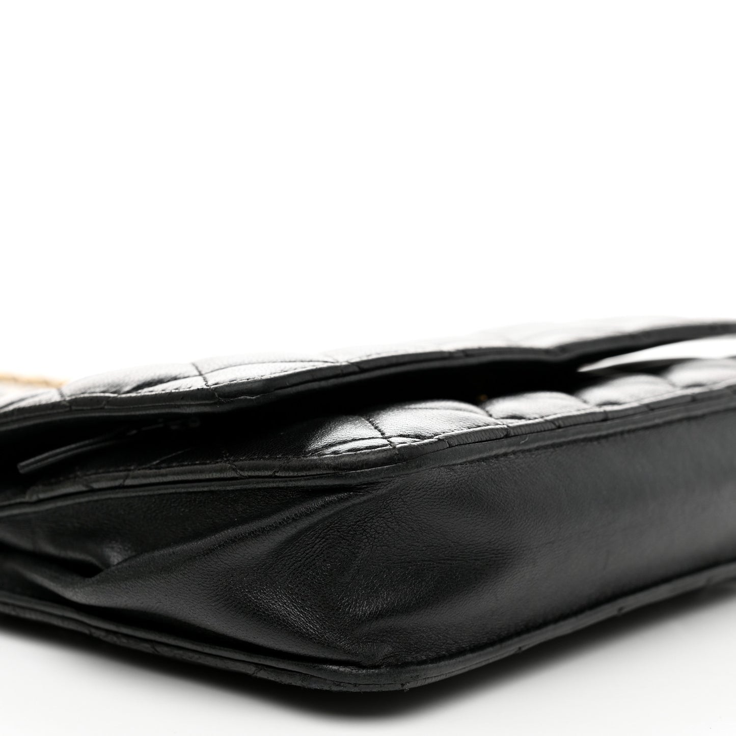 Lambskin Quilted Wallet On Chain WOC Black
