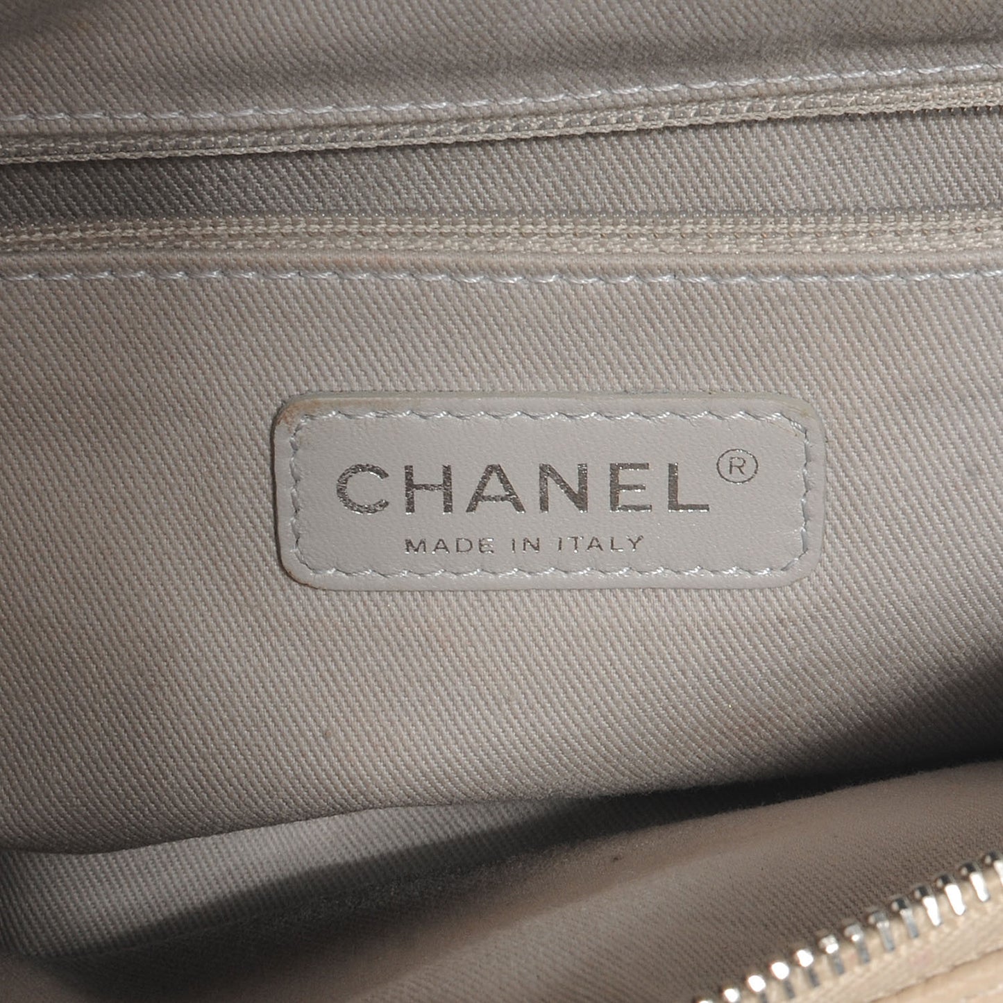 Caviar Jumbo Easy Flap Beige