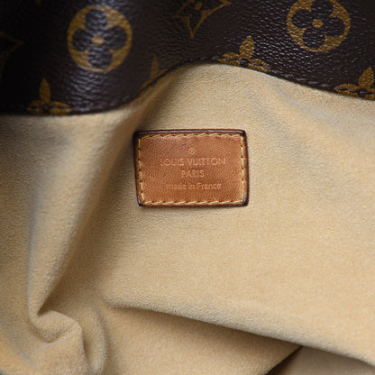 Louis Vuitton Monogram Artsy GM 5 of 11
