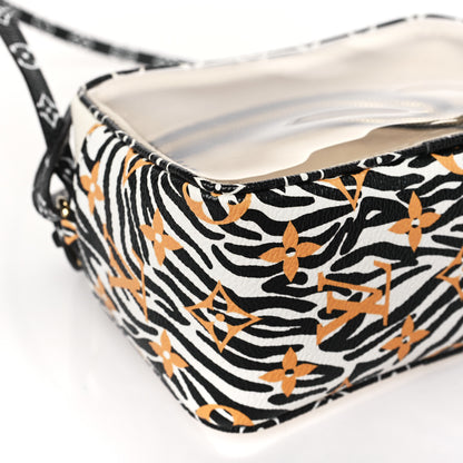 Louis Vuitton Monogram Giant Jungle Beach Pouch Ivory 7 of 10