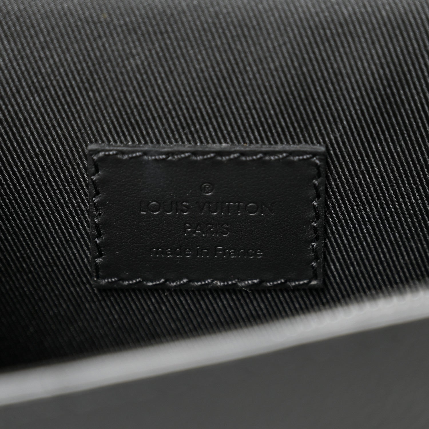 Louis Vuitton Calfskin Aerogram Fastline Wearable Wallet Black 6 of 10