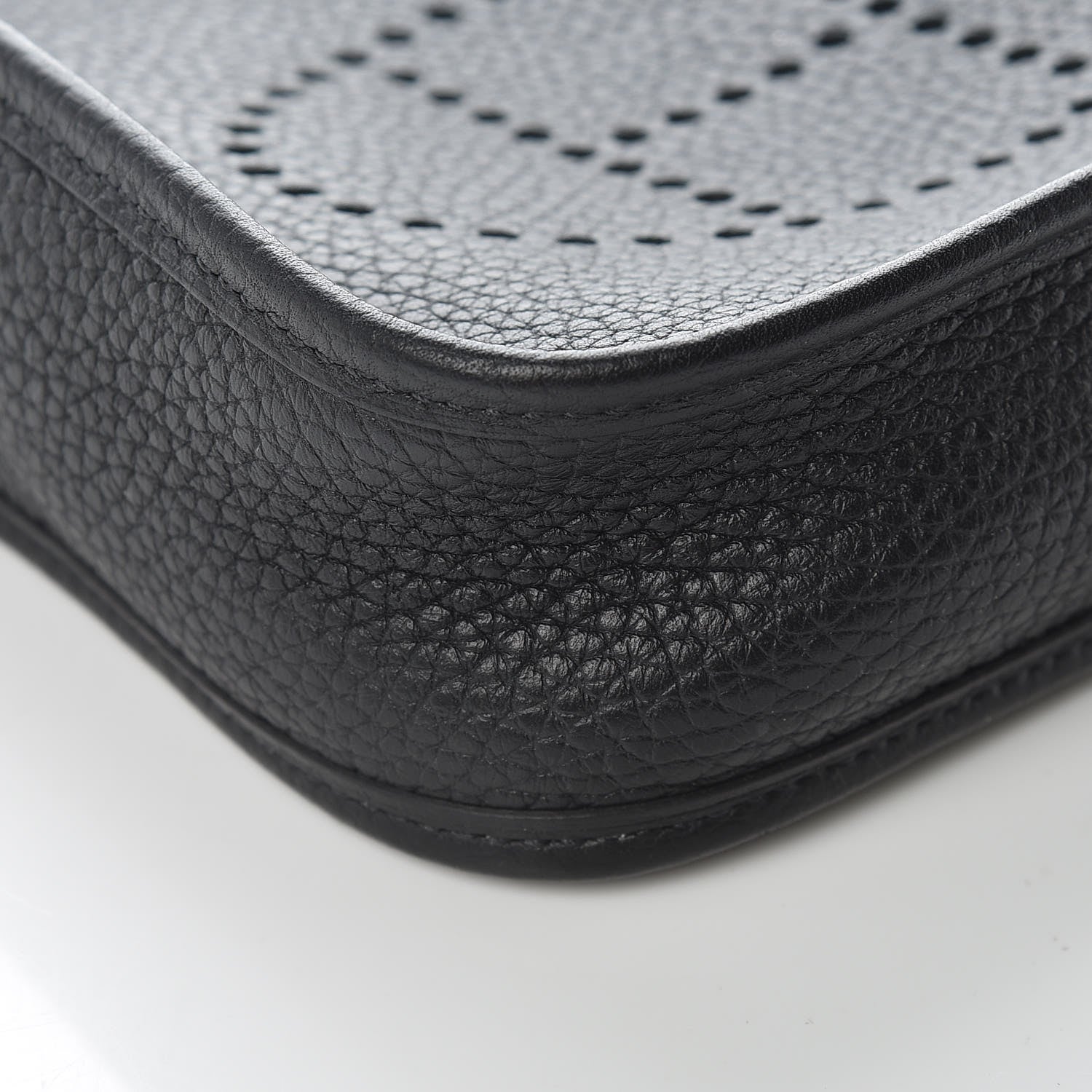 Hermes Taurillon Clemence Evelyne TPM Black 5 of 10