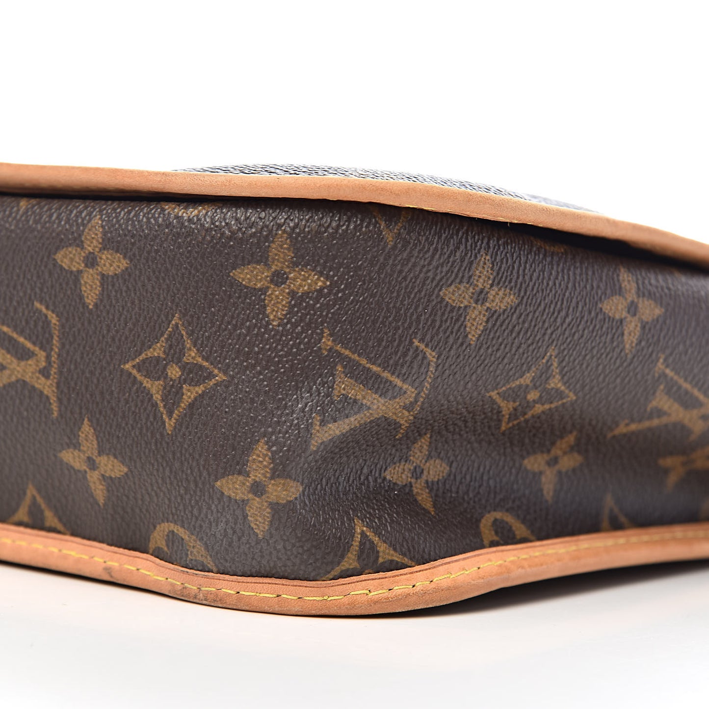 Monogram Bosphore PM Messenger