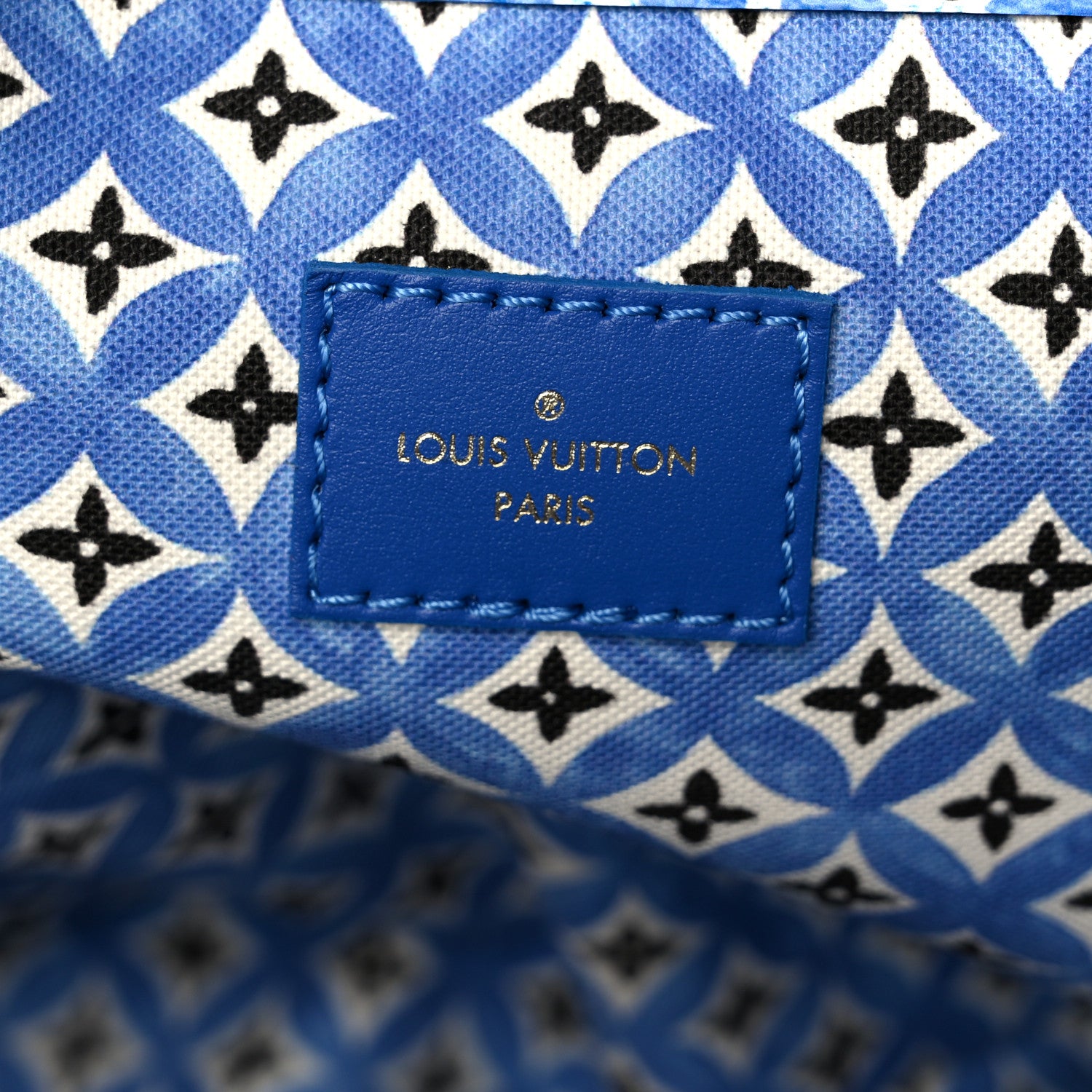 Louis Vuitton Monogram Giant By The Pool 2.0 Neverfull MM Blue 4 of 9