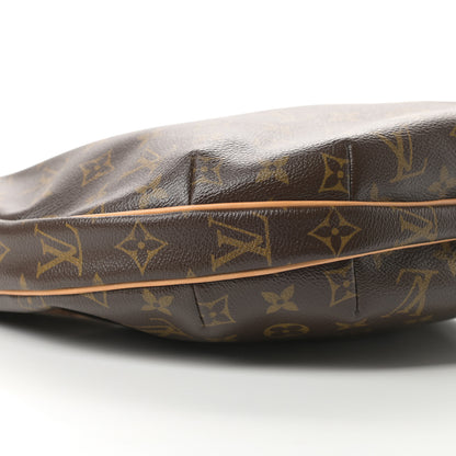 Louis Vuitton Monogram Croissant MM 9 of 12